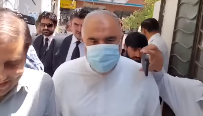 Senior PTI leader Asad Qaiser arrives at an Islamabad court, in this still taken from a video. — YouTube/GeoNewsLive