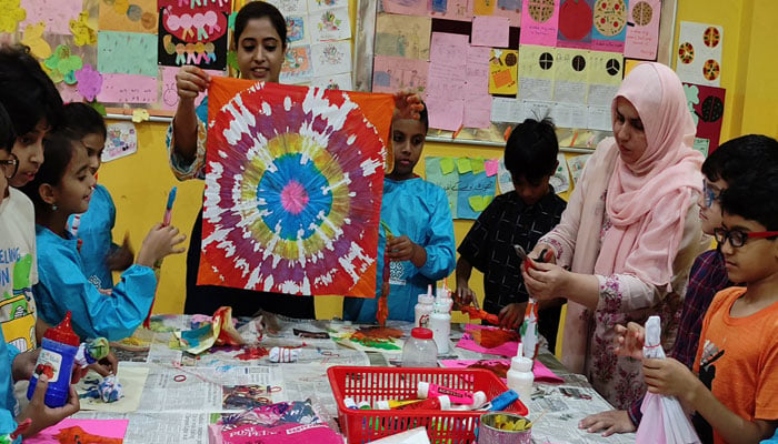 A representational image of kids involved in art activities. — Twitter/@PakTurkMaarif