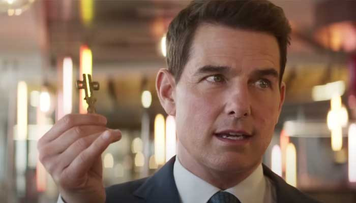  What’s Tom Cruise cake? John Travolta leaves fans confused with latest video
