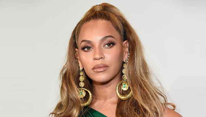 A video of Beyonces fan reacting to her performing at her Renaissance Tour has gone viral