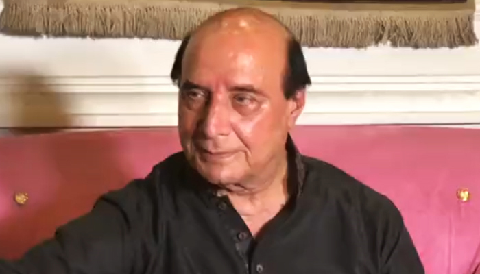 Former Punjab governor Latif Khosa speaks following the gun attack at his residence, in this still taken from a video. — YouTube/Geo News Live