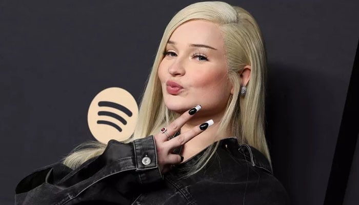 Kim Petras reveals that she is single but dates every now and then to maintain her sanity
