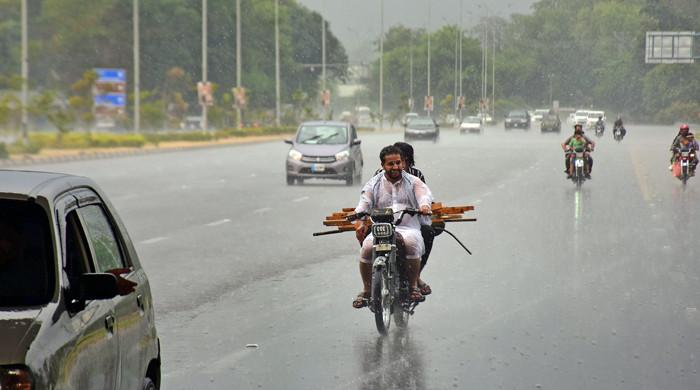 Heavy rains disrupt life in Rawalpindi, Islamabad