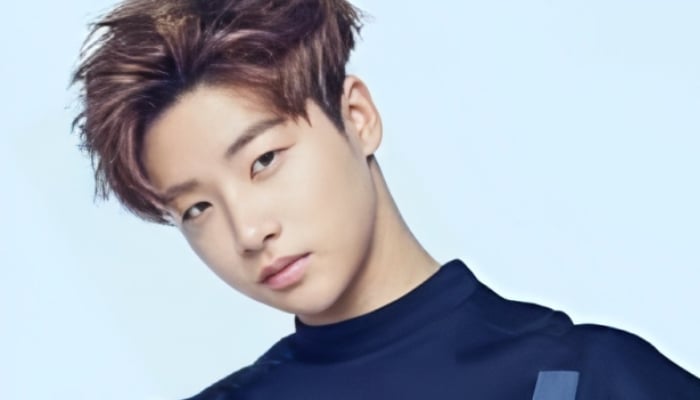 Jinhwan of iKON sets military enlistment date, shares an emotional message with fans