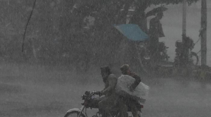 Pakistan on alert as heavy rains expected in next 48 hours