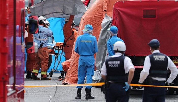 Batı Japonya’da bıçaklanan zanlı üç kişiyi yaraladıktan sonrasında tutuklandı