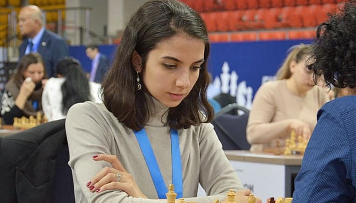 Iran's 16-year-old chess grandmaster wants to change nationality to play  vs. Israelis –