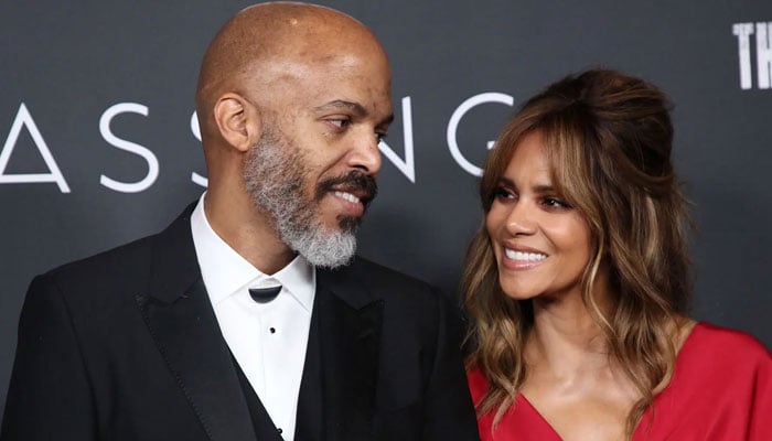 Halle Berry grateful to boyfriend Van Hunt for 'letting me being ME'