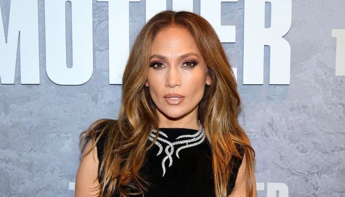 Jennifer Lopez narrowly avoids wardrobe malfunction in high slit dress