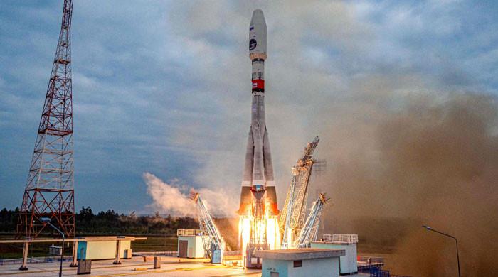 Rus Luna-25 iniş aracının bugün ayın yörüngesine girmesi planlanıyor