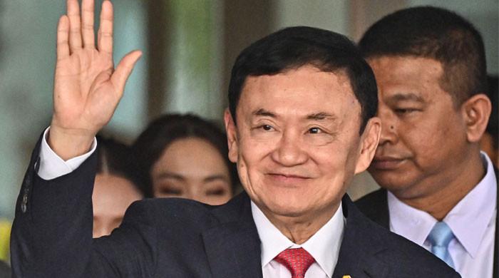 Eski Tayland Başbakanı Thaksin Shinawatra 15 yıl sürgünden döndükten sonrasında hapse atıldı