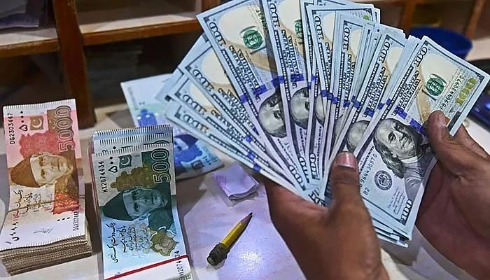 PKR plunges to a record low of USD 255 - Times of Pakistan