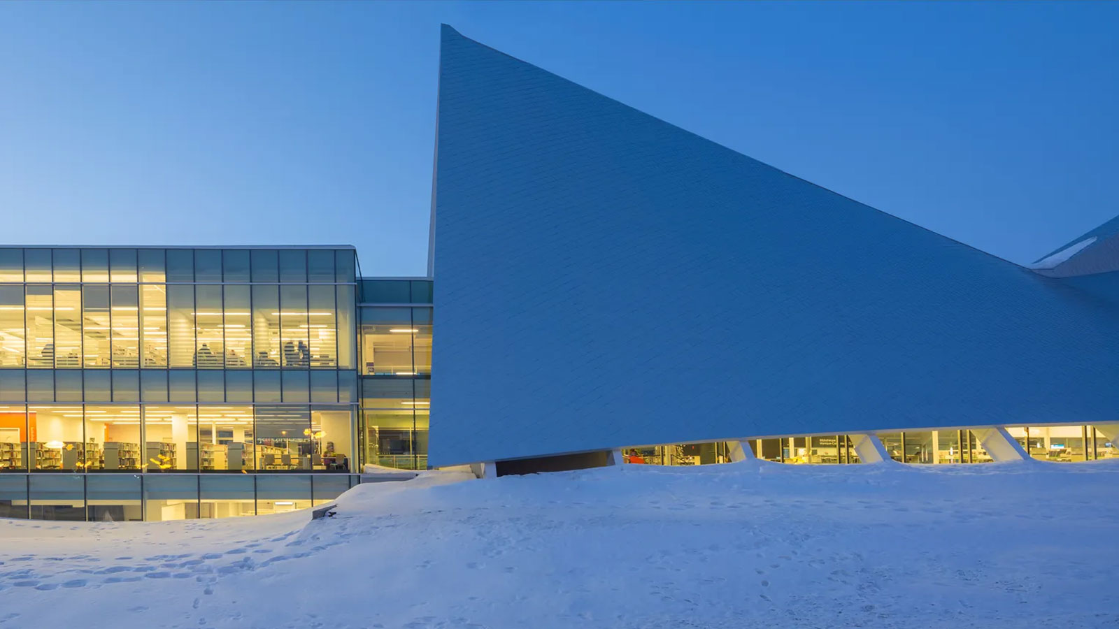 A 1964 church in Quebec is now the Monique-Corriveau library.— Stéphane Groleau