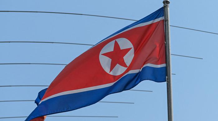 Şimal Kore ‘taktik nükleer hücum tatbikatı’ olarak 2 roket fırlattı, düşmanlara ileti gönderdi