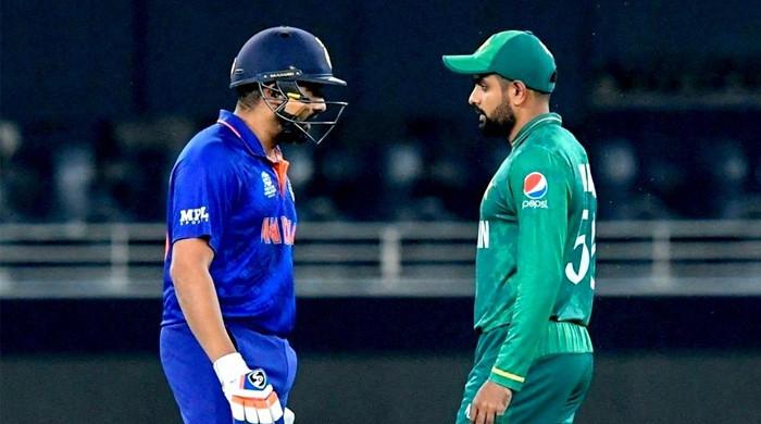 Merakla beklenen Pakistan-Hindistan Asya Kupası karşılaşmasının yağmur sebebiyle kesintiye uğraması umut ediliyor