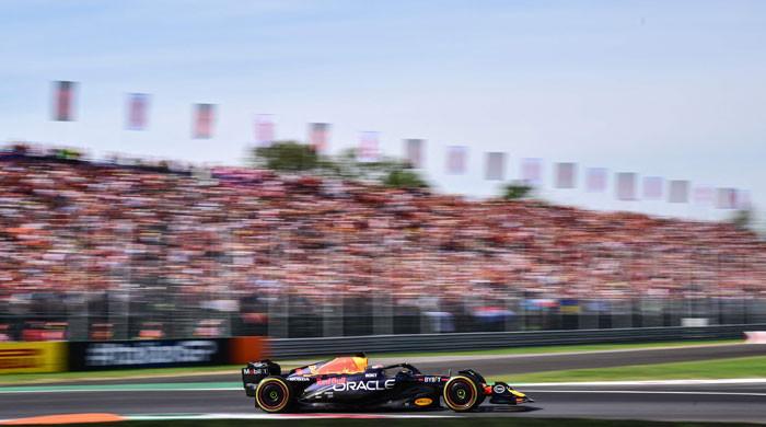 Max Verstappen İtalya Grand Prix’sinde üst üste 10. F1 zaferini elde etti