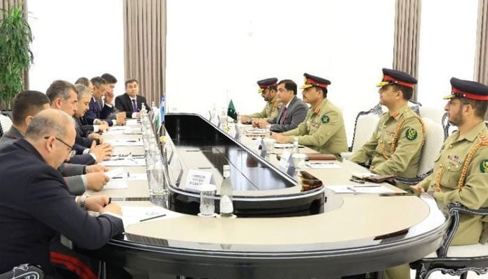 Chief of Army Staff (COAS) General Syed Asim Munir (third from right) calls on Uzbekistan’s top leadership. — ISPR