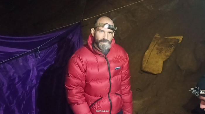 Kurtarma ekipleri nihayet ABD’li kaşif Mark Dickey’i Türk mağarasında dokuz gün geçirdikten sonrasında kurtardı