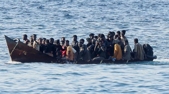 İtalya’nın Lampedusa adası açıklarında sığınmacı teknesinde yenidoğan ölü bulunmuş oldu
