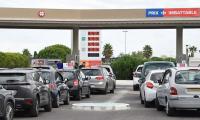 France to allow sale of fuel below cost to combat inflation