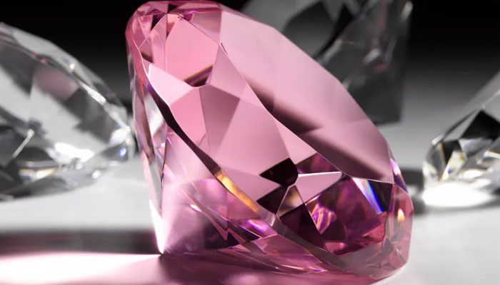 Illustration of an Australian pink diamond. — Instagram@splash