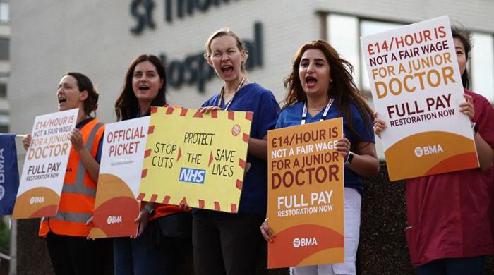 UK doctors' strike action: Double whammy for patients as juniors join seniors in pay raise protest