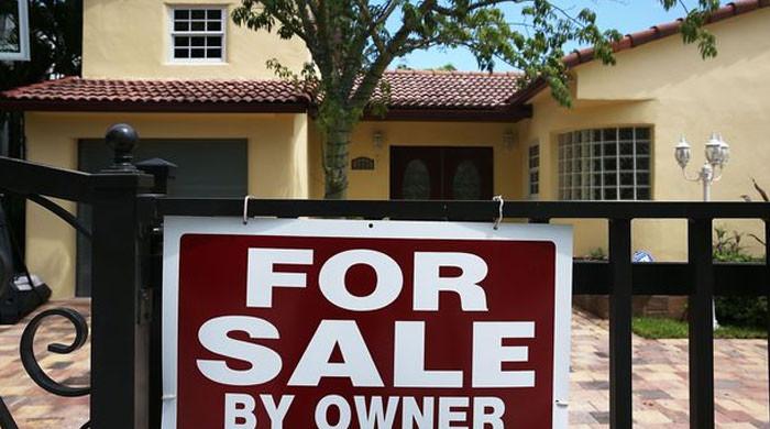 US home sales decline as prices rise, interest rates increase