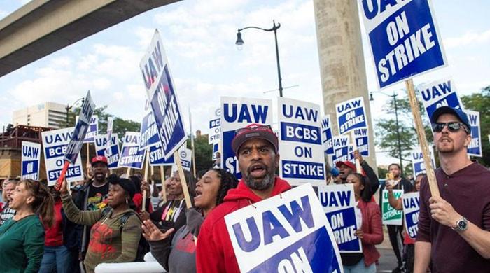 US auto workers expand strike, target 38 facilities at General Motors, Stellantis