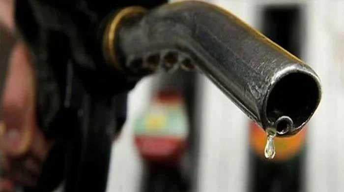 ‘Petrol may go down in Pakistan from Oct 1’