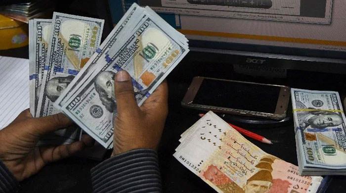 Rupee continues its rising streak for 15th straight session