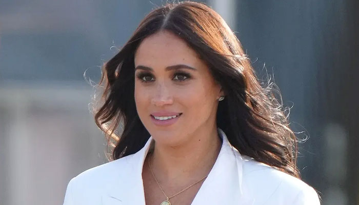 Meghan Markle ‘pretending to be royals in exile’ amid shocking move