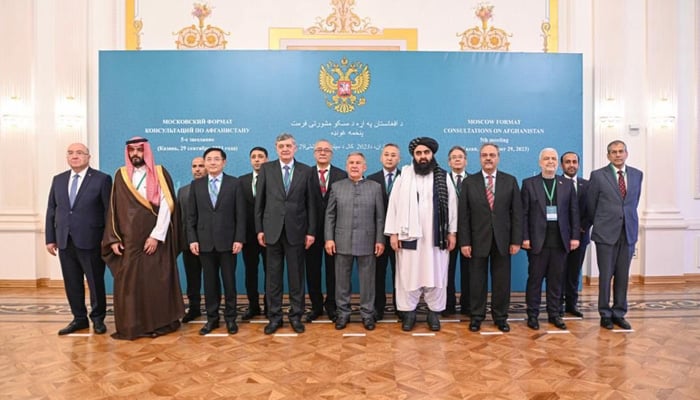 Participants pose for a group photo after the conclusion of the fifth meeting of the Moscow Format Consultations on Afghanistan in the Russian city of Kazan. — Twitter/@HafizZiaAhmad1