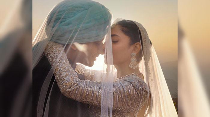 Mahira Khan makes it official with marriage ceremony video