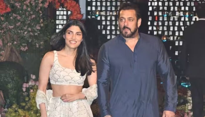 Salman Khan introduces his niece Aliza Agnihotri as a new face of his brand