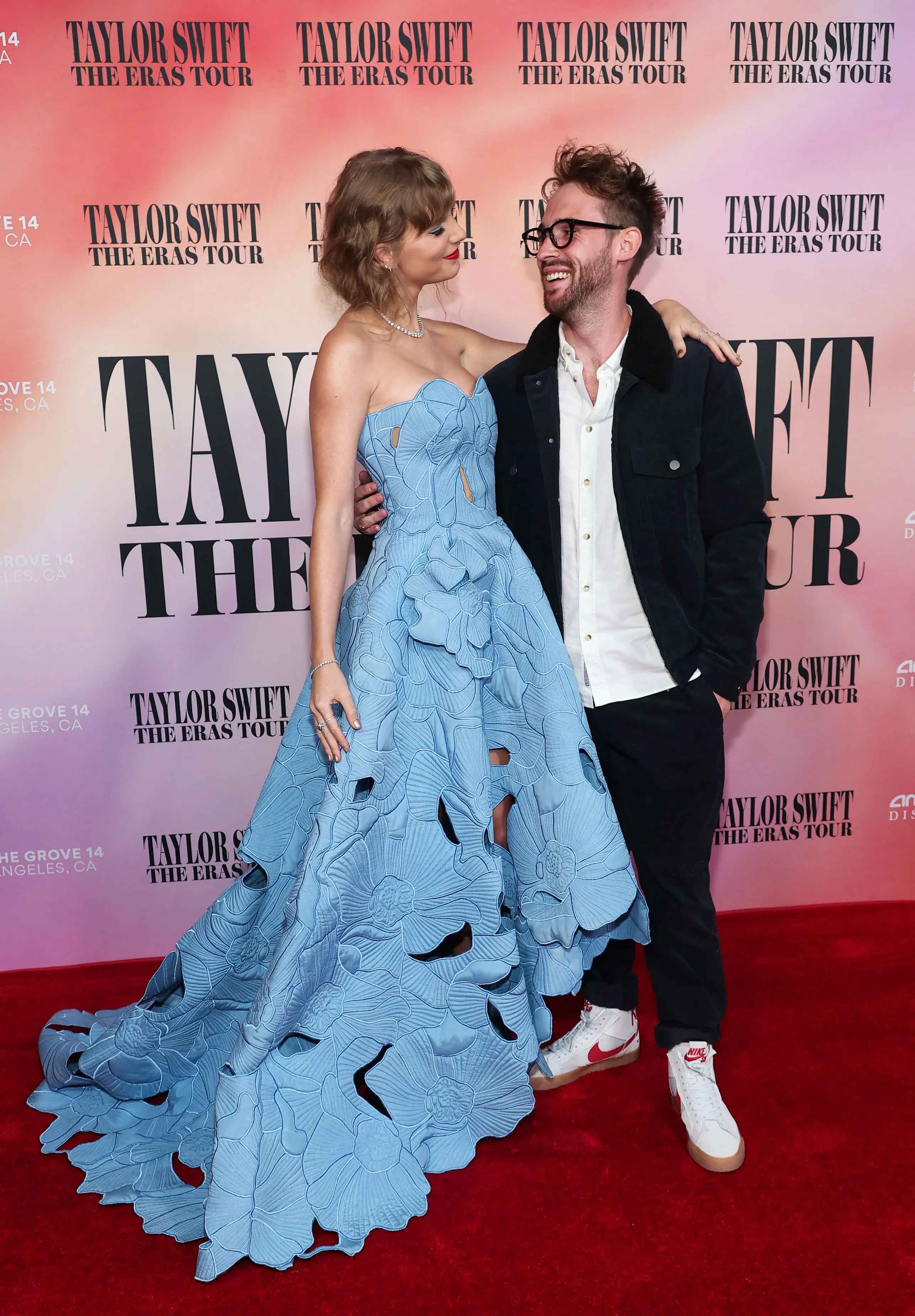 Taylor Swift posed with director Sam Wrench