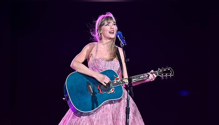 Taylor Swift reaches billionaire status, Ents & Arts News