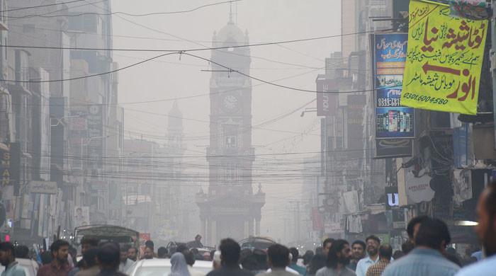 لاہور کی فضائی آلودگی کی ذمہ دار فیکٹریاں سیل کر دیں، لاہور ہائیکورٹ کا پنجاب حکومت کو حکم
