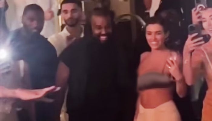 Les nuits de Dubaï s'échauffent alors que Kanye West et Bianca Censori se réunissent !