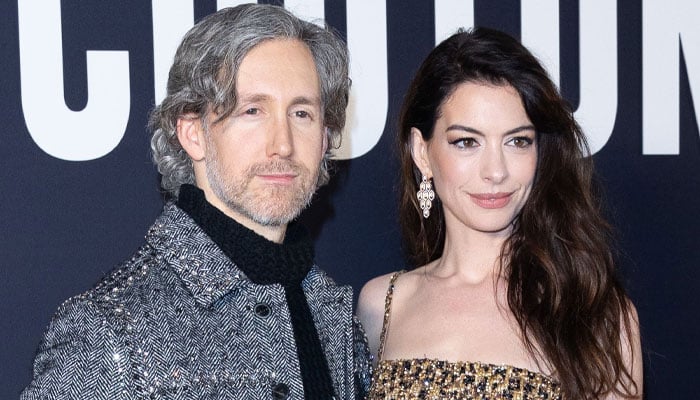 Anne Hathaway addresses theory her husband is Shakespeare reincarnate
