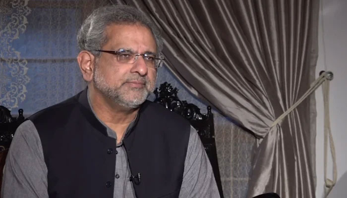 Pakistan Muslim League-Nawaz senior leader Shahid Khaqan Abbasi during an interview with Voice of America (Urdu), aired on December 1, 2023, in this still taken from a video. — VOA Urdu