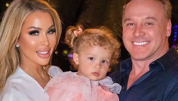 Lenny and Lisa Hochstein’s estrangement takes a new turn.
