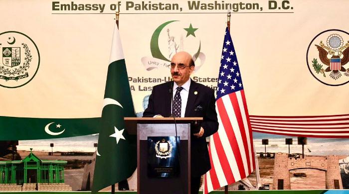 پاکستانی طلباء پر زور دیا کہ وہ پاکستان امریکہ تعلقات کو مضبوط کرنے میں مدد کریں۔