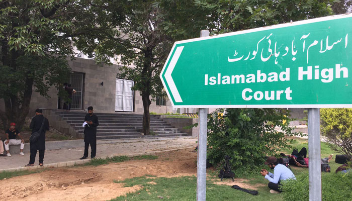 Islamabad High Court signage is seen outside the court premises. — Geo News/File