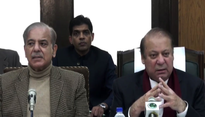 PML-N President Shehbaz Sharif (left) and Supremo Nawaz Sharif. — X/@pmln_org