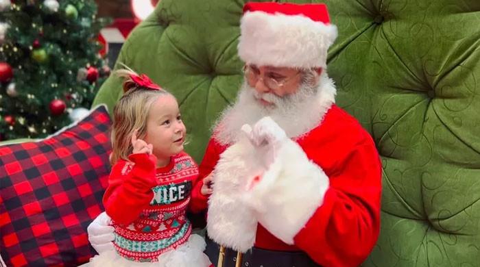 Deaf Santa travels throughout US to unfold Christmas pleasure through signal language
