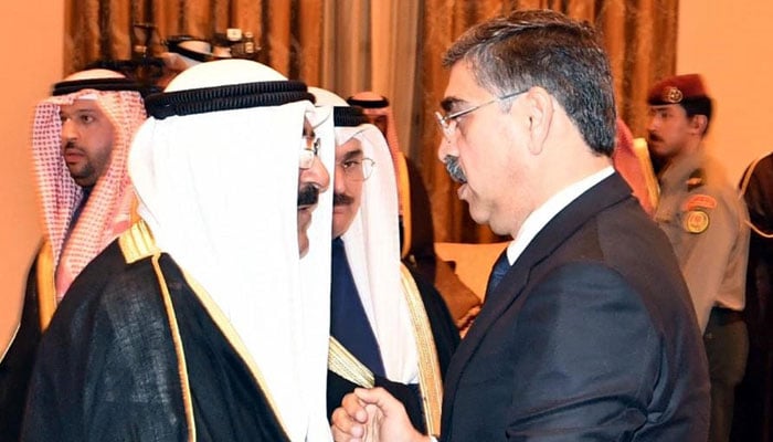 Caretaker Prime Minister Anwaar-ul-Haq Kakar meets new Kuwait Emir Sheikh Meshal Al-Ahmad Al-Jaber Al-Sabah on December 18, 2023. — PID