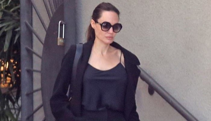 Angelina Jolie rocking in all black ensemble