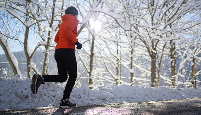 How to keep yourself active during lazy winter season