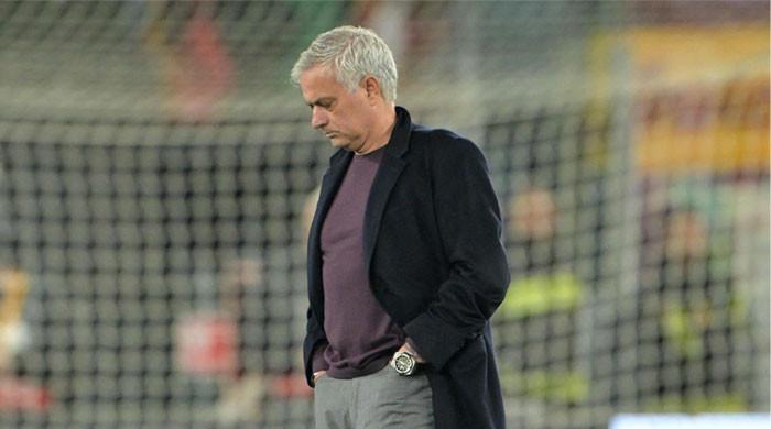 AS Roma’nın Coppa Italia’dan atılmasının peşinden Jose Mourinho kovuldu