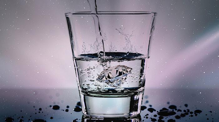 5 hacks to drink extra water